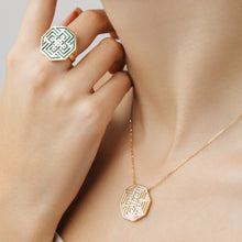 Load image into Gallery viewer, Abu Dhabi ring